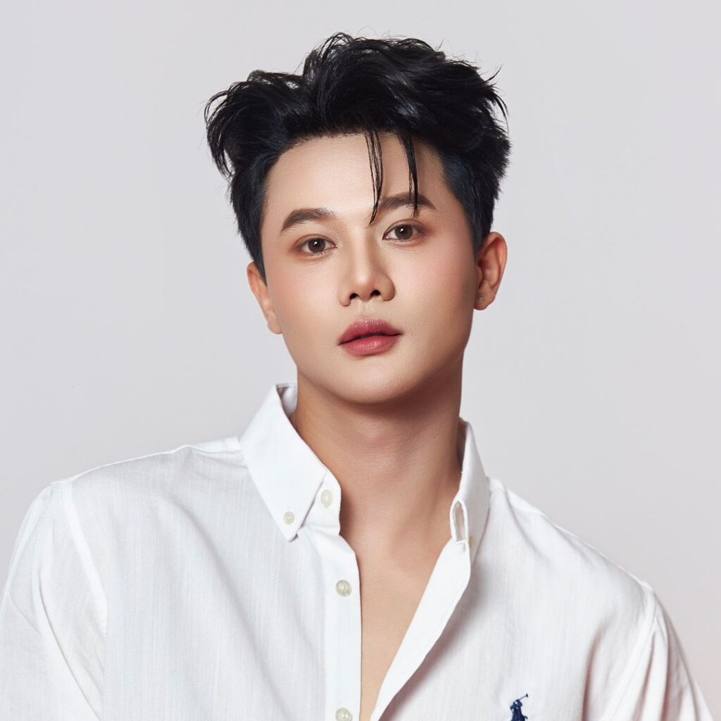 Vĩnh thích ăn ngon